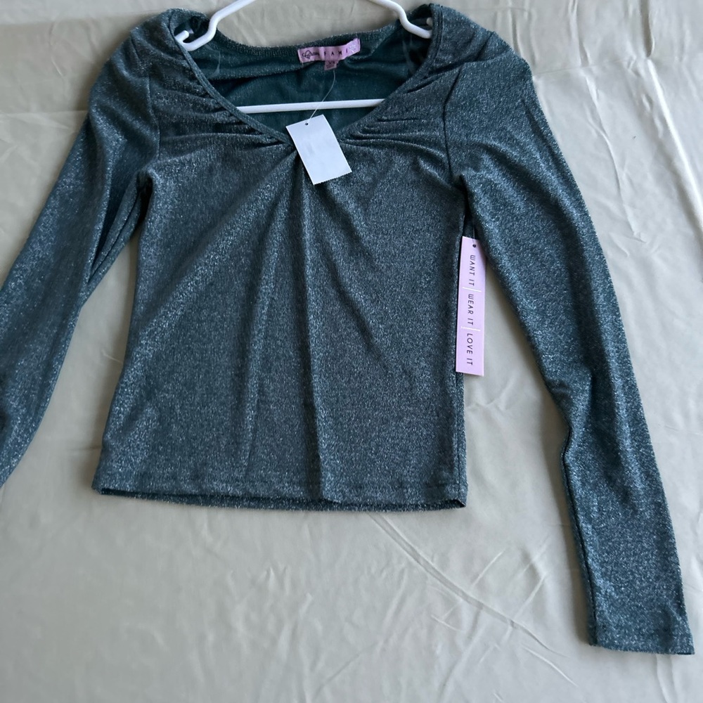Woman top